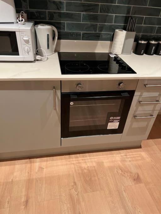 009- Studio Apartment In Ealing F5 エクステリア 写真